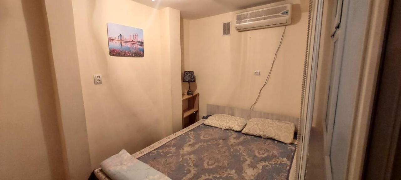 Family Hostel Алма Ата Екстериор снимка
