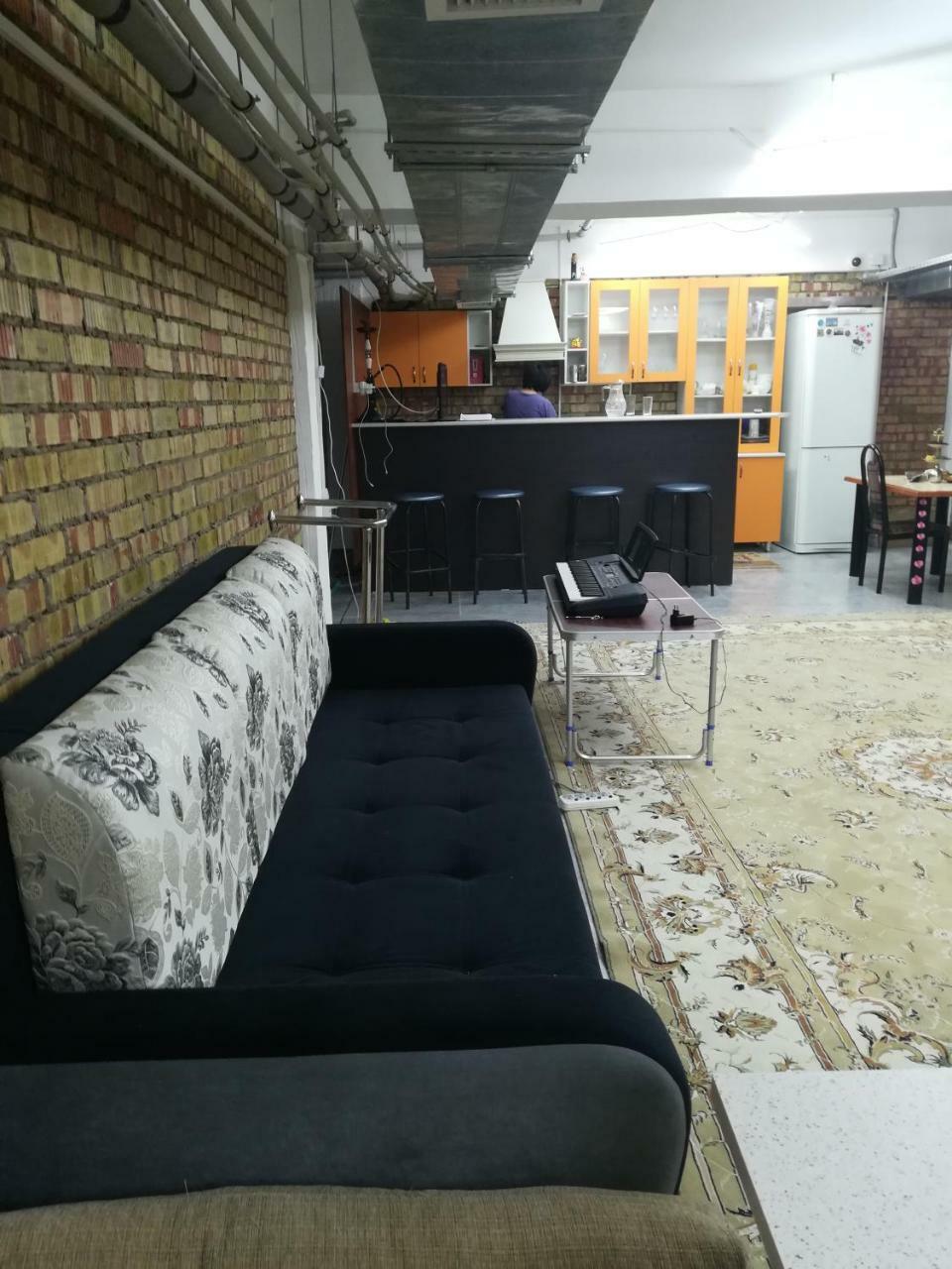 Family Hostel Алма Ата Екстериор снимка